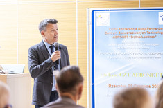 Prof. PRz A. Nowotnik,